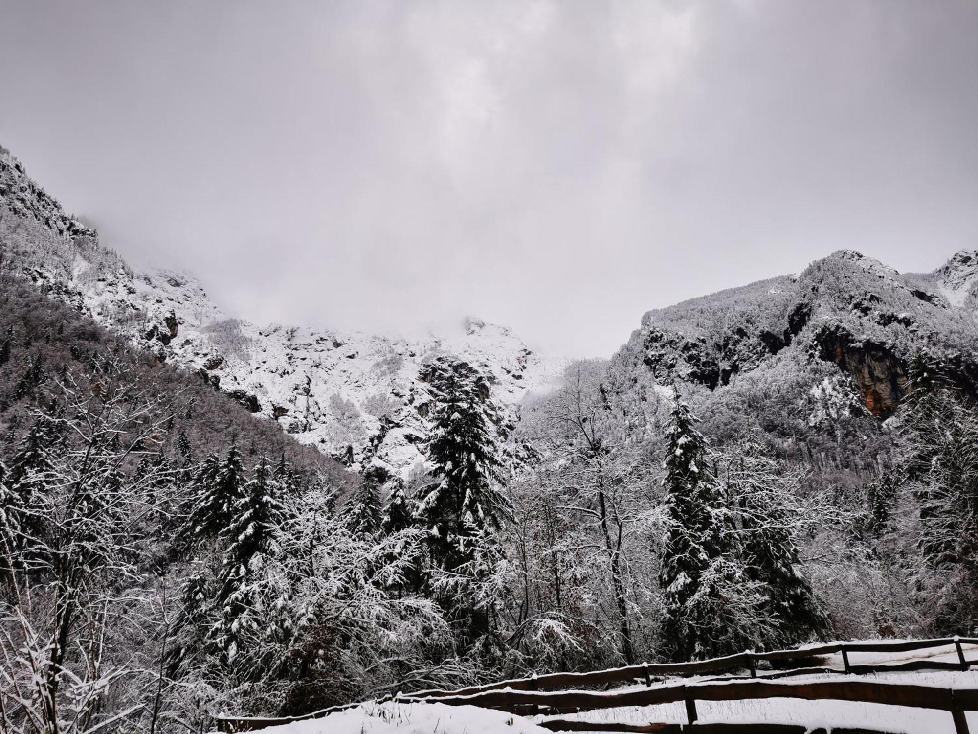 U Konc Villa Stahovica Rum bild